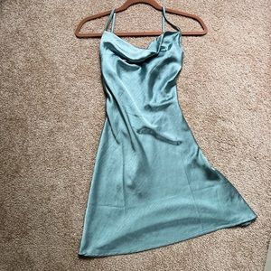 Bow tie back Silk mini!